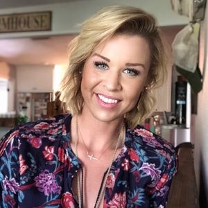 Meet your Posher, Shelbi